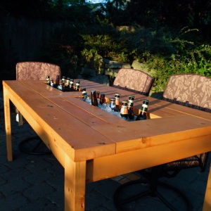 A built in Beer and Bevvie Table!  How great is this!  Click on the link to take you to the DYI instructions!  